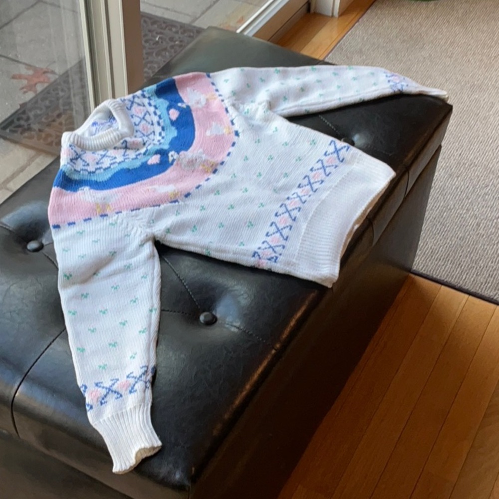 100% Cotton Children’s Sweater, Very Good Condition, Very Comfortable, Size M